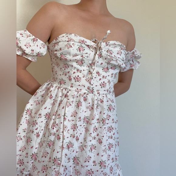 RUFFLE OFF THE SHOULDER FLORAL DRESS - Picture 4 of 4